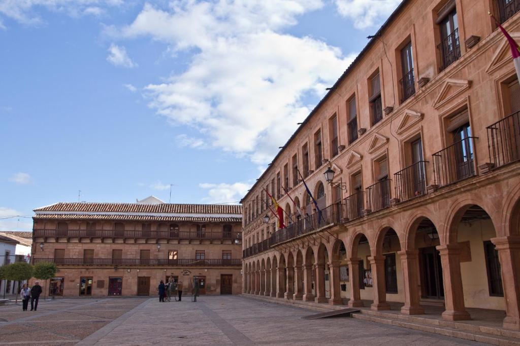 Hotel La Casona Del Abuelo Parra Villanueva De Los Infantes Exterior foto